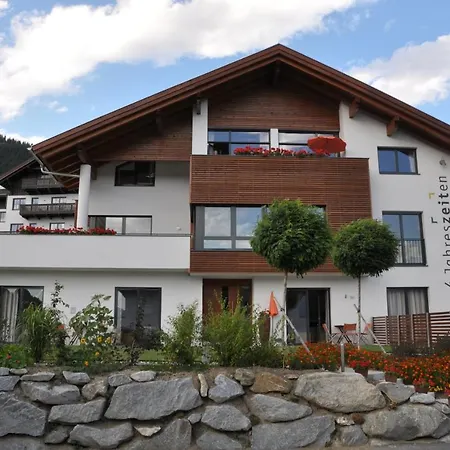 Aparthotel 4 Jahreszeiten *